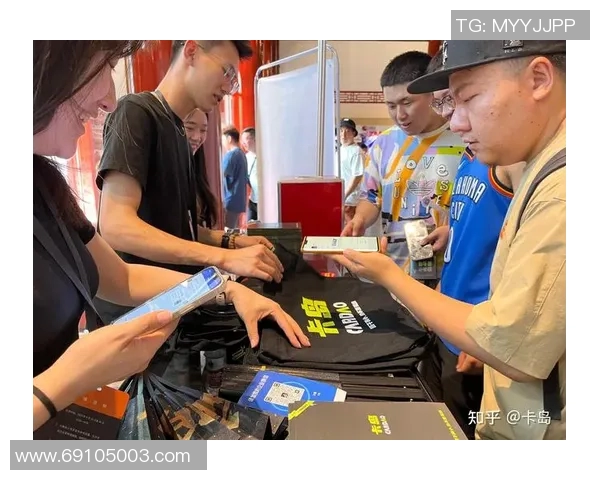 卡卡足球球星卡收藏盒选择指南 如何挑选适合的包装盒提升收藏价值